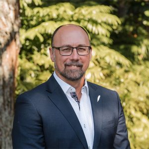 Dion Tuuta Pouwhakahaere Chief Executive Officer